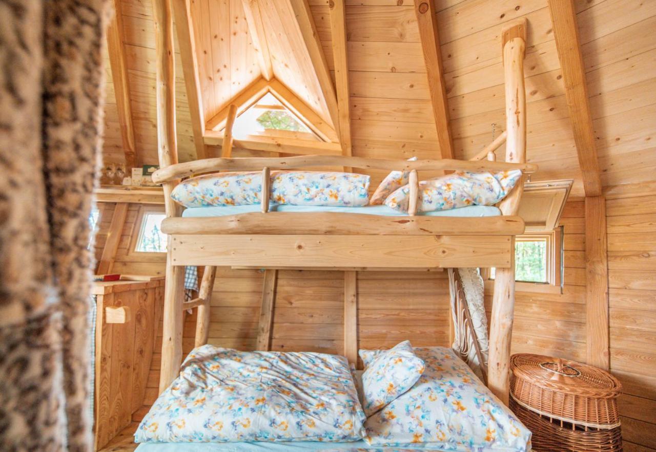 Отель Treehous Sneznik S Wellness Долни-Морава Экстерьер фото